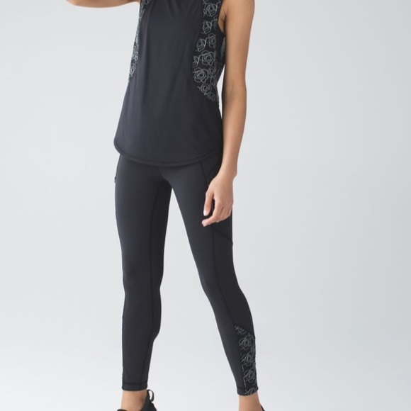 🖤LULULEMON LUCENT ICE QUEEN TIGHT-HIGH RISE-REFLECTIVE-POCKETS-4🖤 - Picture 9 of 16